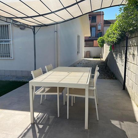 Casa Vacanze Vespucci Torre del Lago Puccini Buitenkant foto
