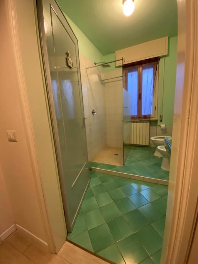 Casa Vacanze Vespucci Torre del Lago Puccini Buitenkant foto