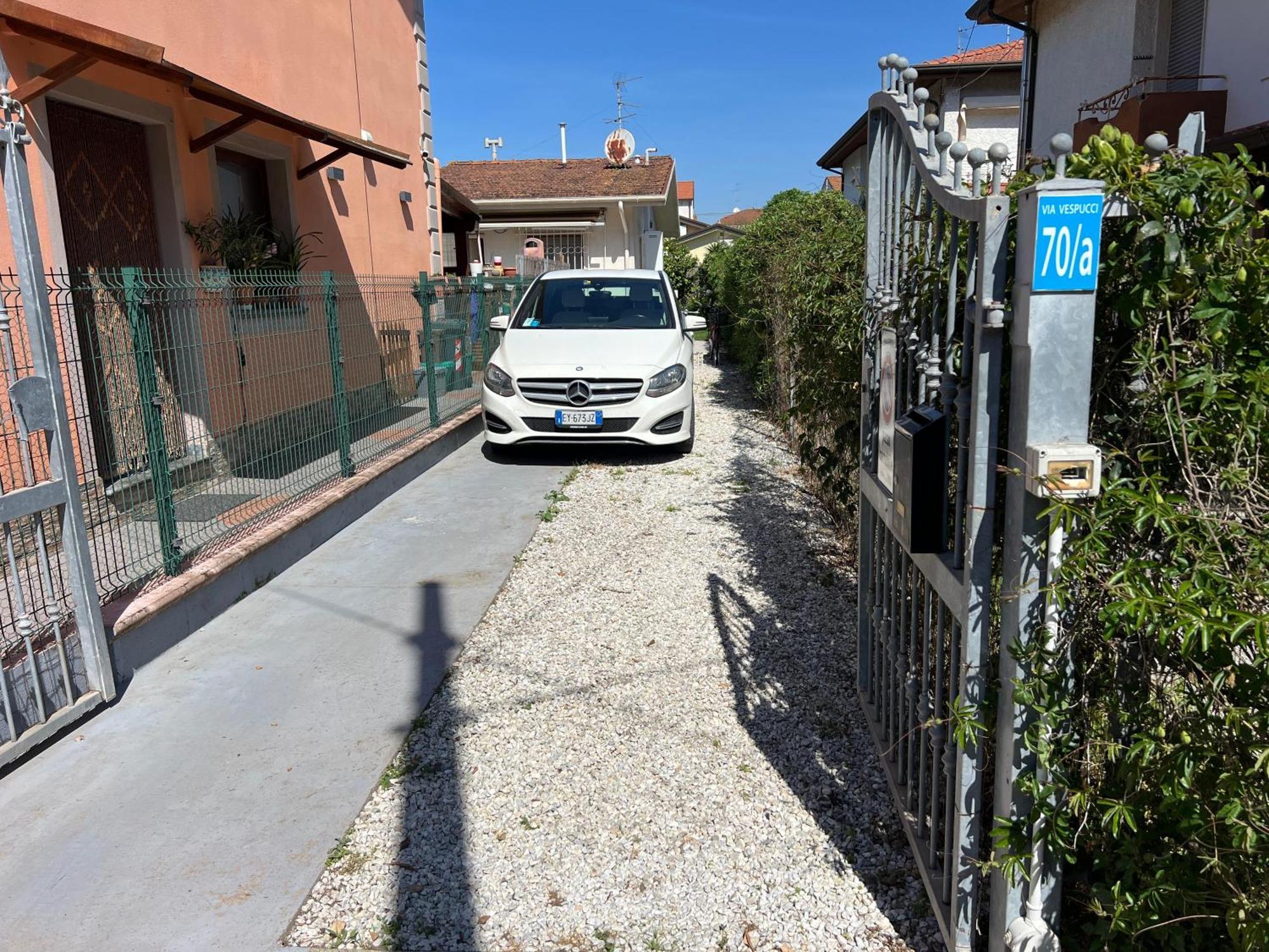 Casa Vacanze Vespucci Torre del Lago Puccini Buitenkant foto