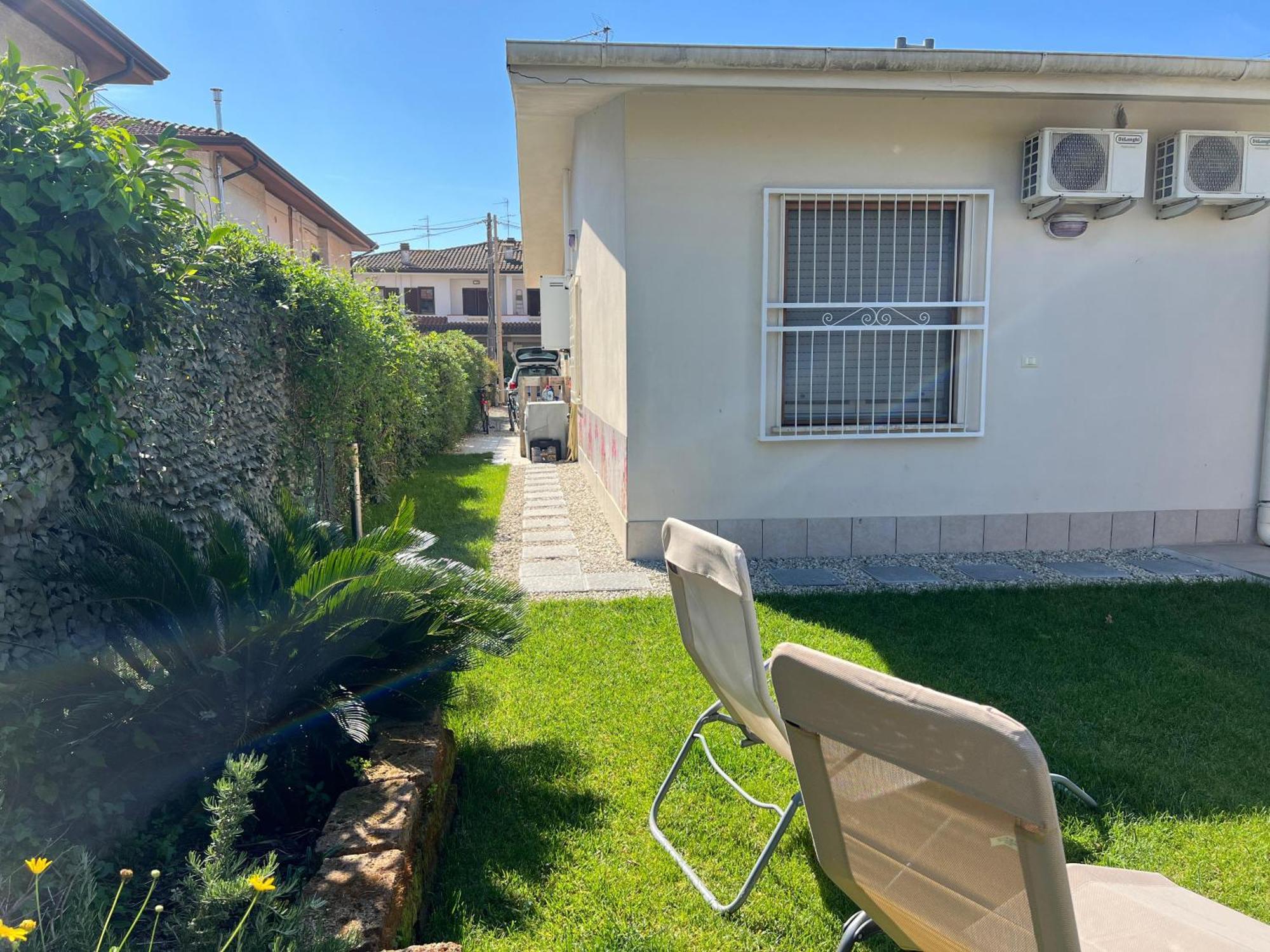 Casa Vacanze Vespucci Torre del Lago Puccini Buitenkant foto